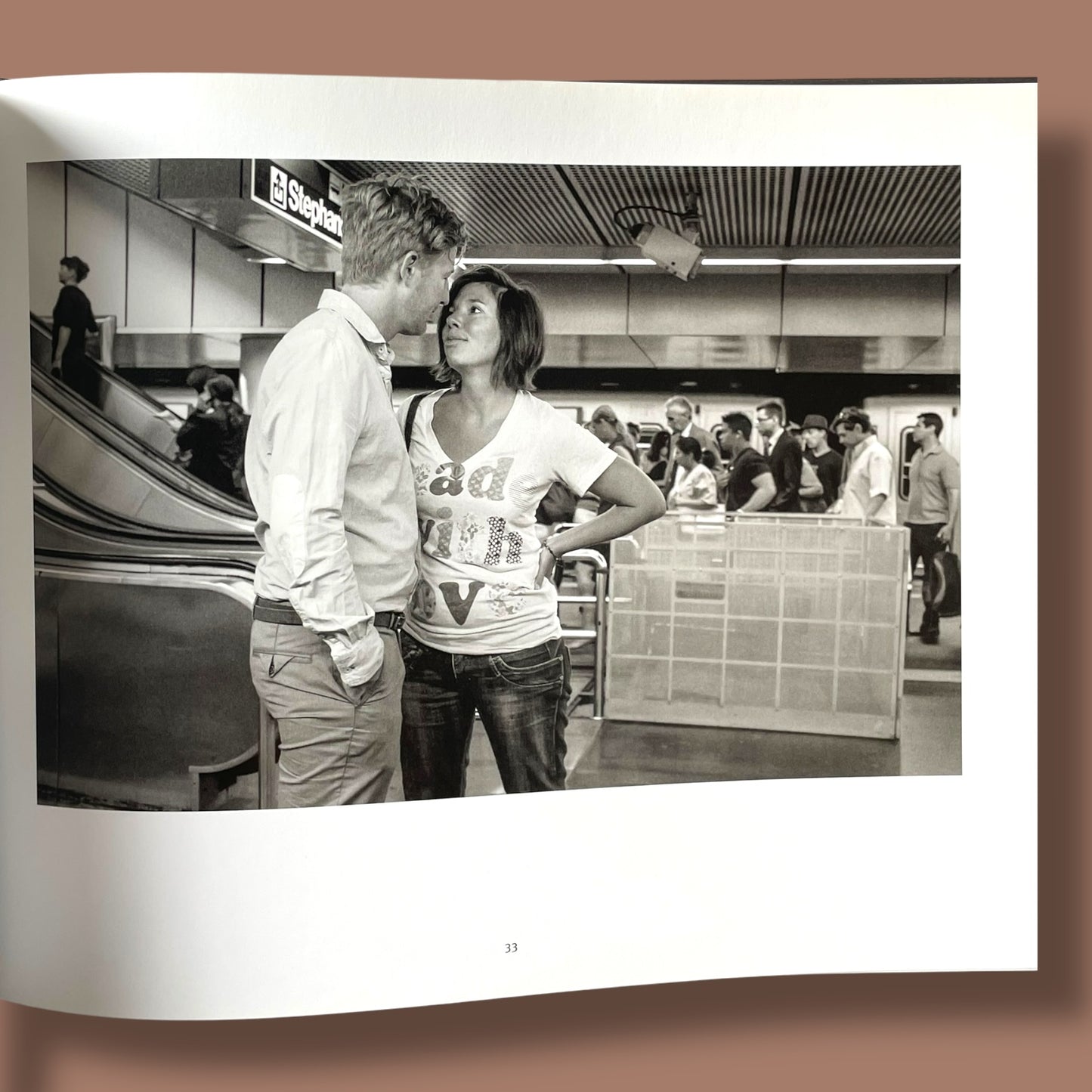Metro: Scenes from an Urban Stage by Stan Raucher
