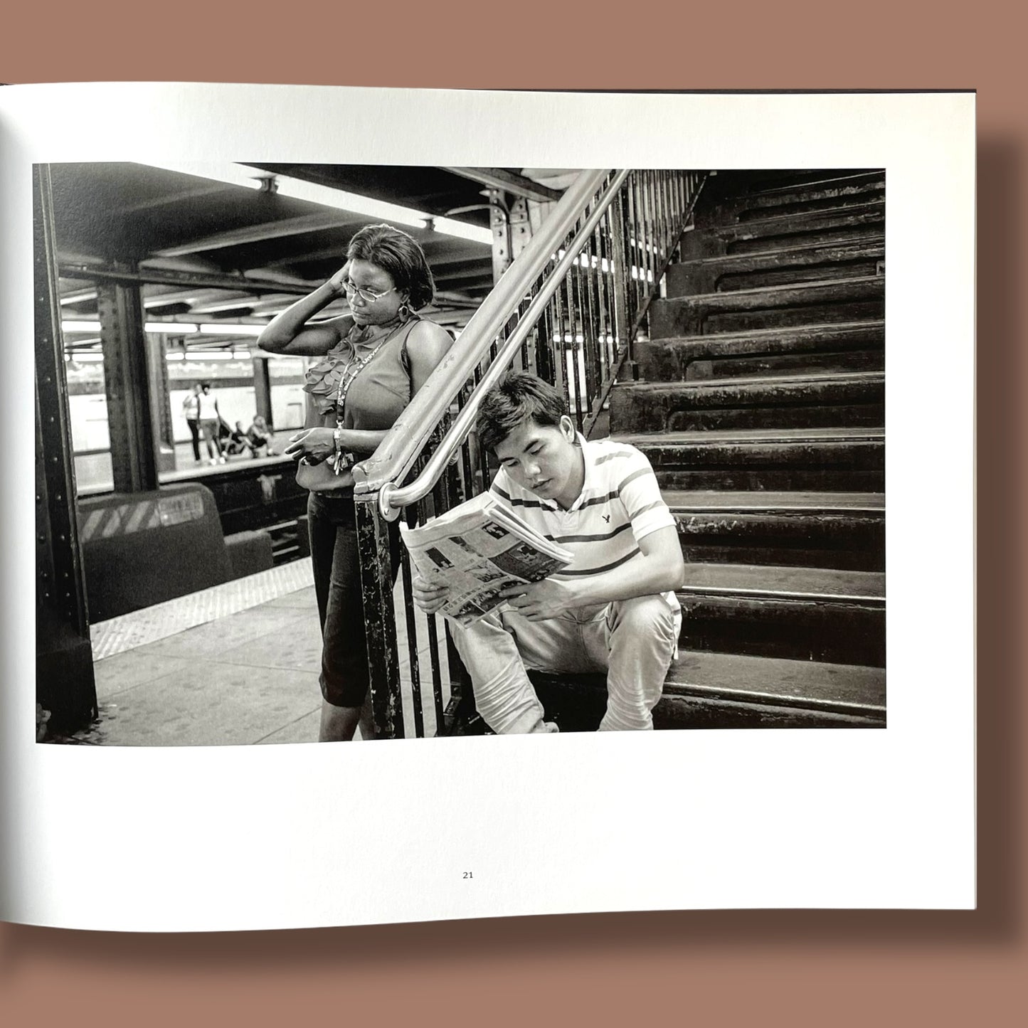 Metro: Scenes from an Urban Stage by Stan Raucher